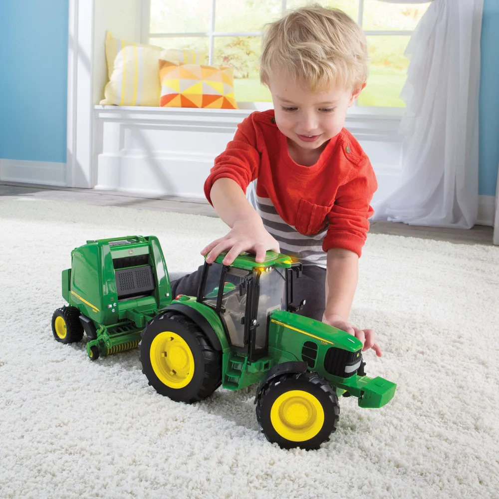 1:16 John Deere Big Farm 7330 Tractor with Baler Toy Set